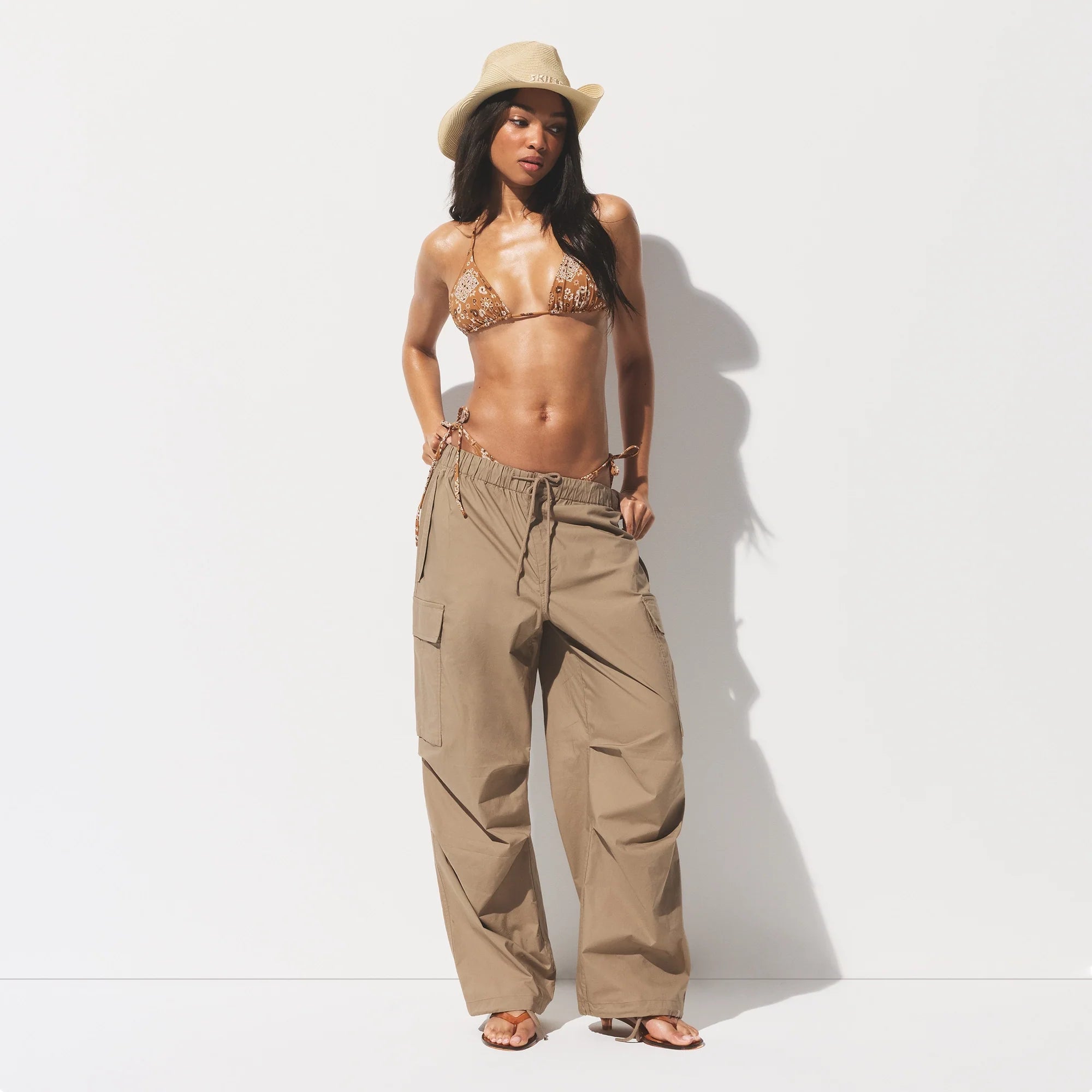 WOVEN SIDE SNAP HAT | NATURAL RAFFIA