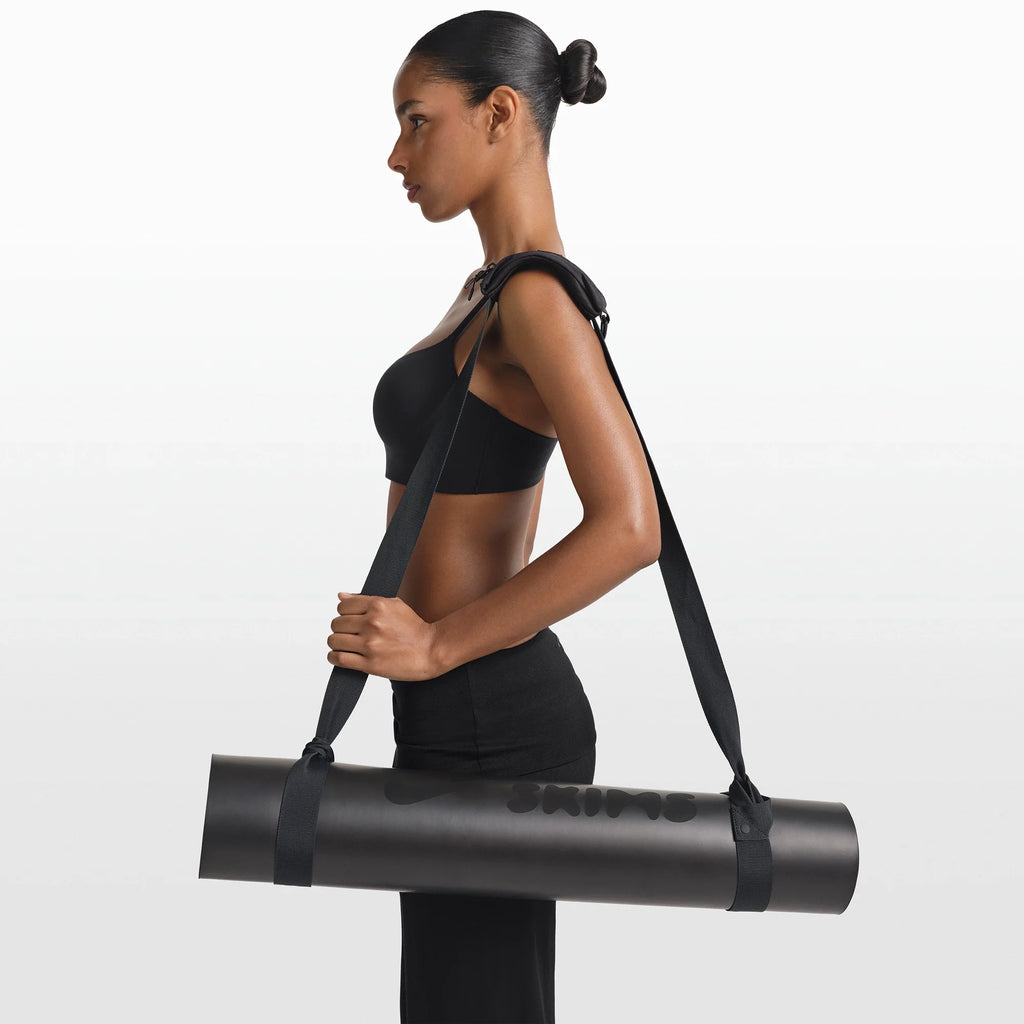 NikeSKIMS ACCESSORIES YOGA MAT STRAP | OBSIDIAN