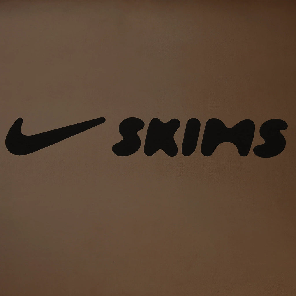 NikeSKIMS ACCESSORIES YOGA MAT | DARK SEPIA