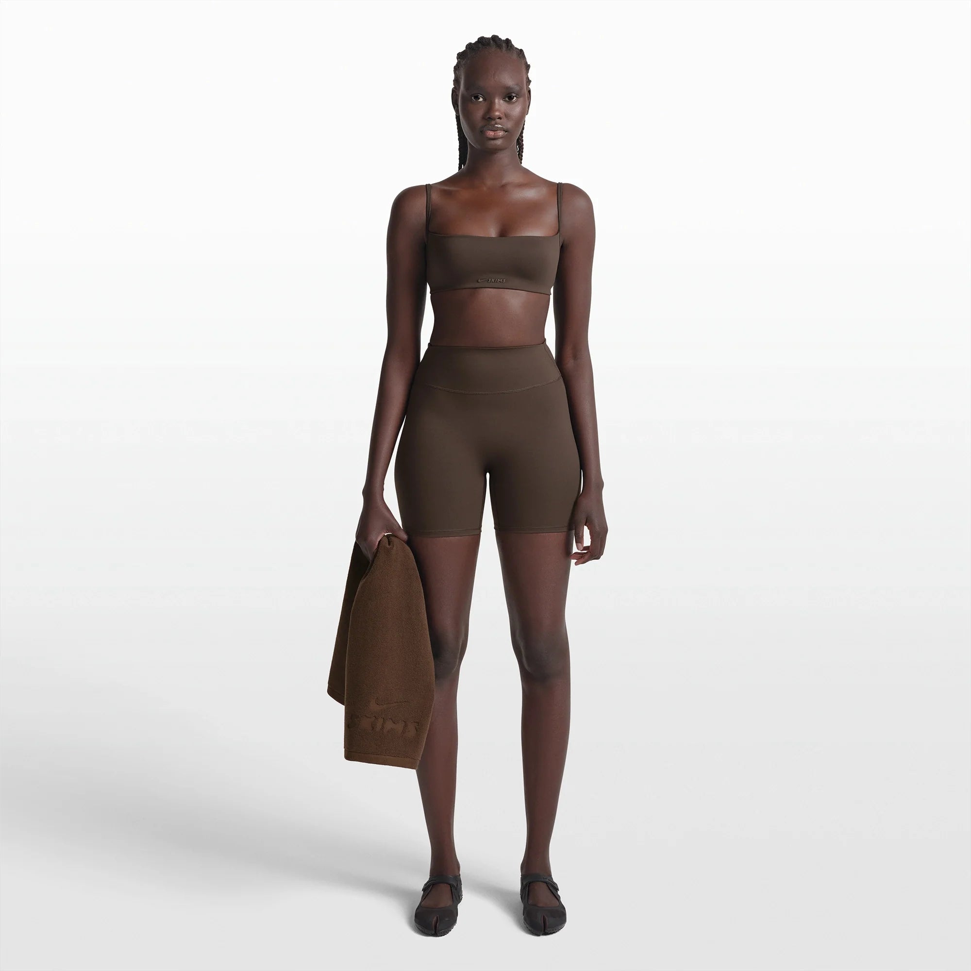 NikeSKIMS ACCESSORIES SMALL TOWEL | DARK SEPIA