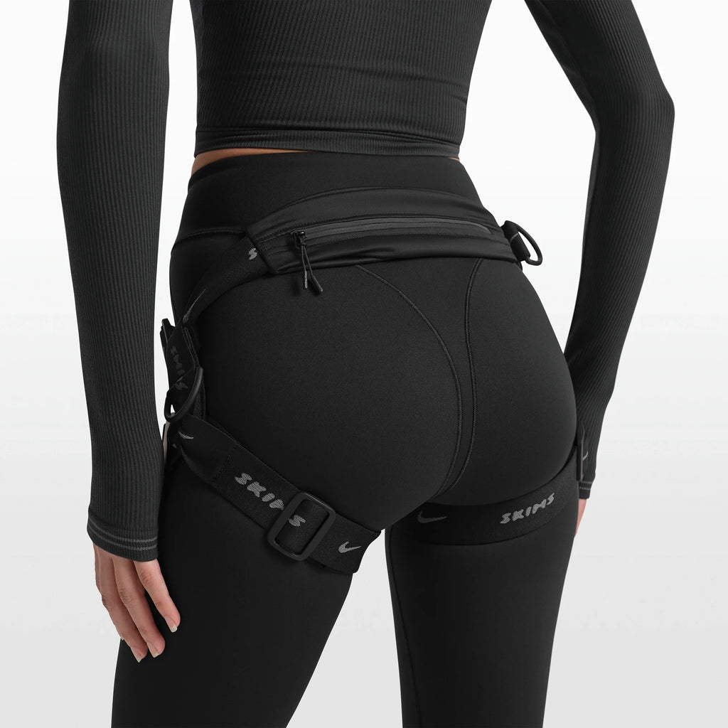 NikeSKIMS ACCESSORIES HARNESS WAISTPACK | OBSIDIAN