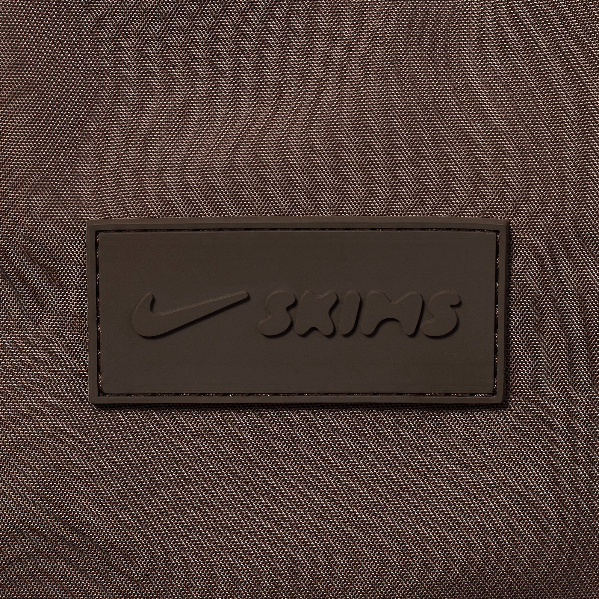 NikeSKIMS ACCESSORIES PUFFER GYM BAG | PHOENIX