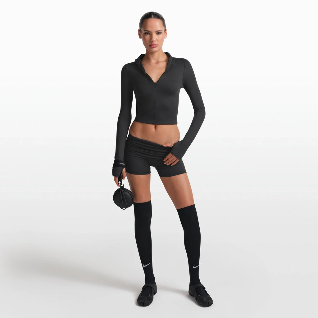 NikeSKIMS ACCESSORIES HARDSHELL ROUND CASE | OBSIDIAN